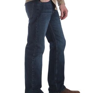 Wrangler Blue Straight Jeans Classic Fit